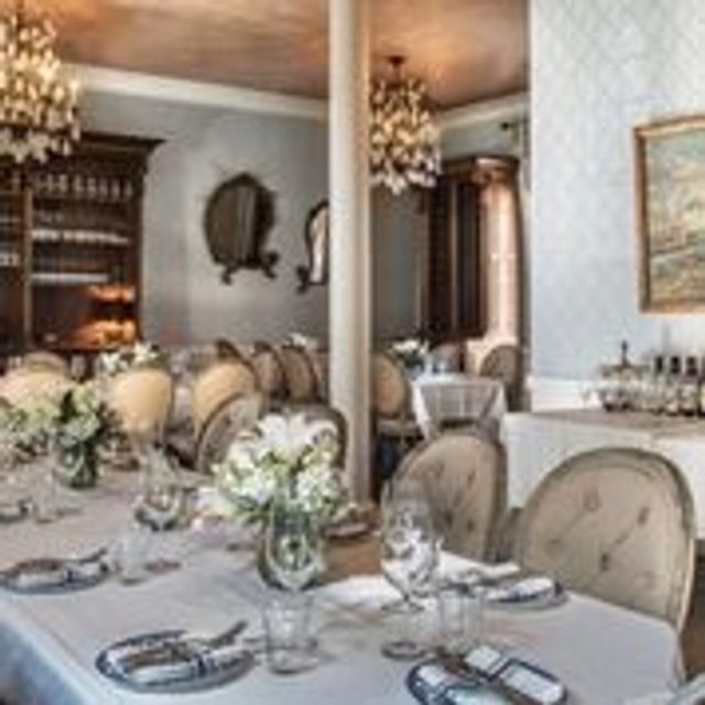 Featured photo from Cottage Room