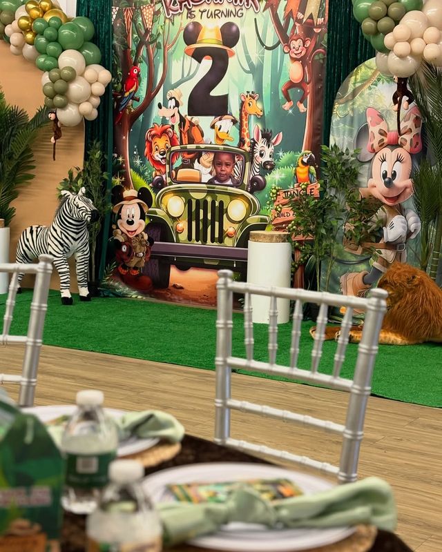 Featured photo from Decor