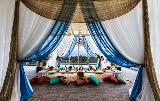 Featured photo from Gallery 10 - Landmark Room - Terrace