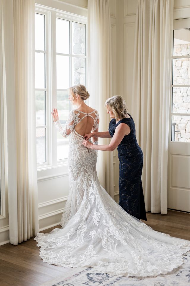 Featured photo from Getting Ready Suites