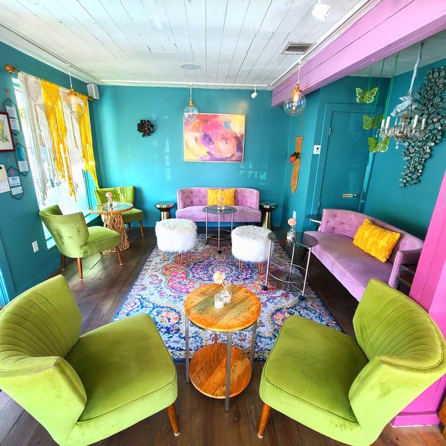 Featured photo from Front Room
