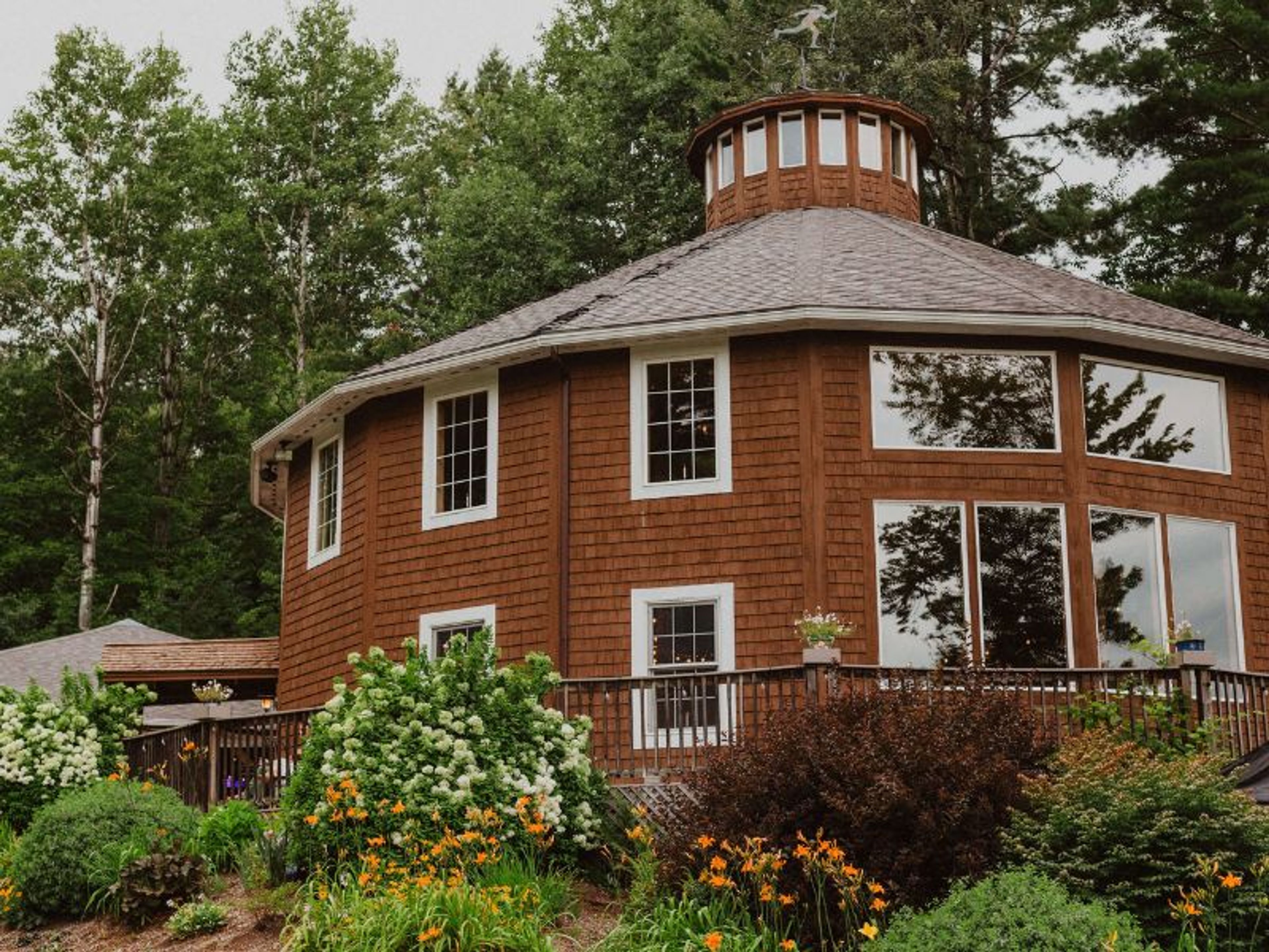 Round Barn, an event space at Sleepy Hollow Inn Ski & Bike Center