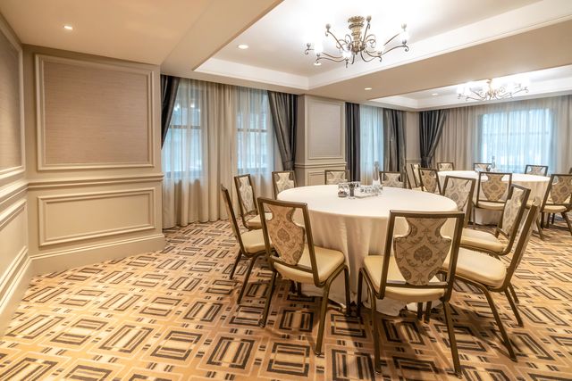 Featured photo from Astor Suite