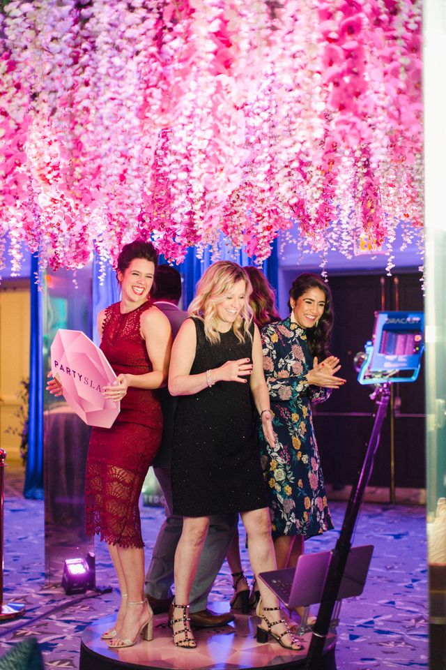 Featured photo from The Washington, D.C. Event Community Gathered With PartySlate to “Light Up the Night”