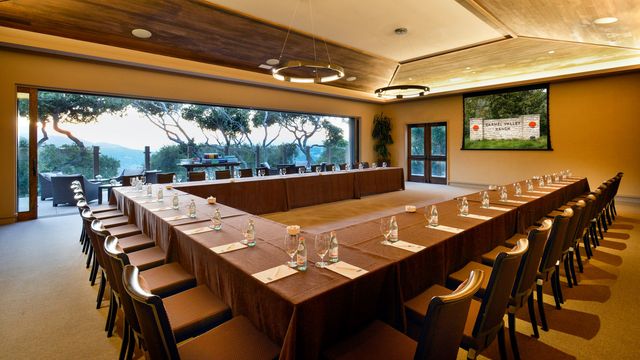 Featured photo from Vinter Room