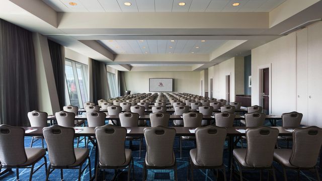 Featured photo from River Oaks Meeting Room