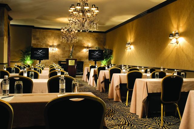 Featured photo from Déjà Vu