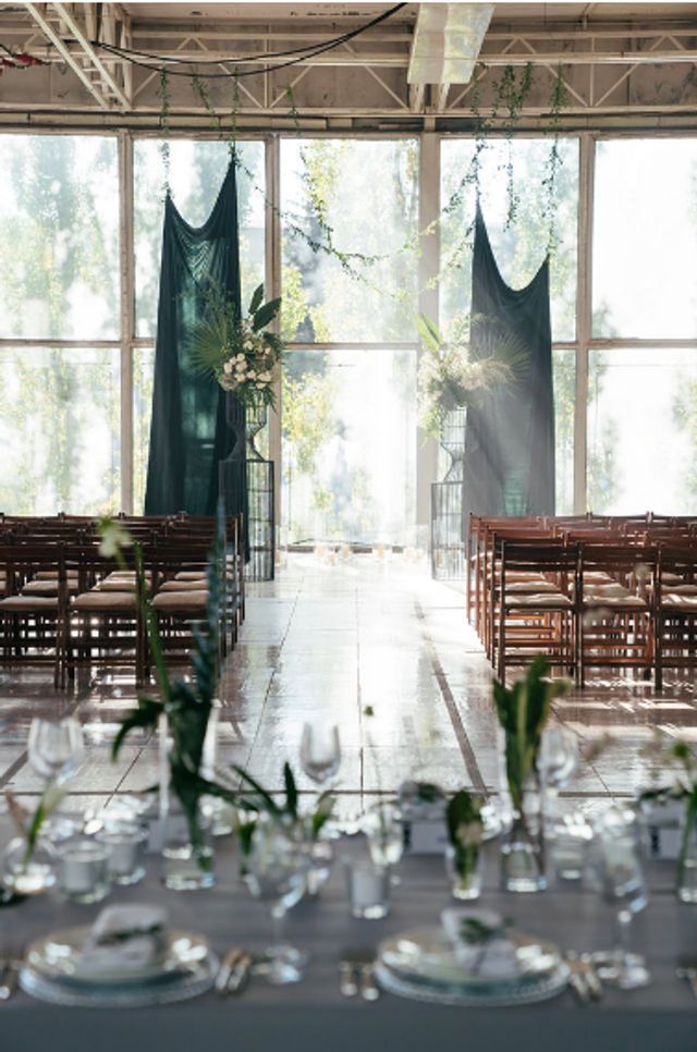 Featured photo from Emerald and White Modern Wedding