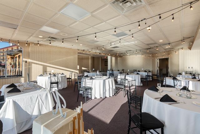Featured photo from Vista Room