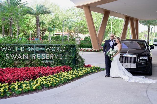 Featured photo from Modern Romance in Gold & White at the Swan Reserve