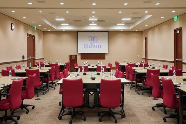 Featured photo from Meeting Space