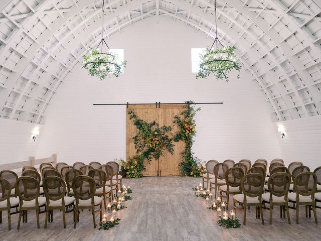 Featured photo from Refined Fine Art Romance in Fall Tones