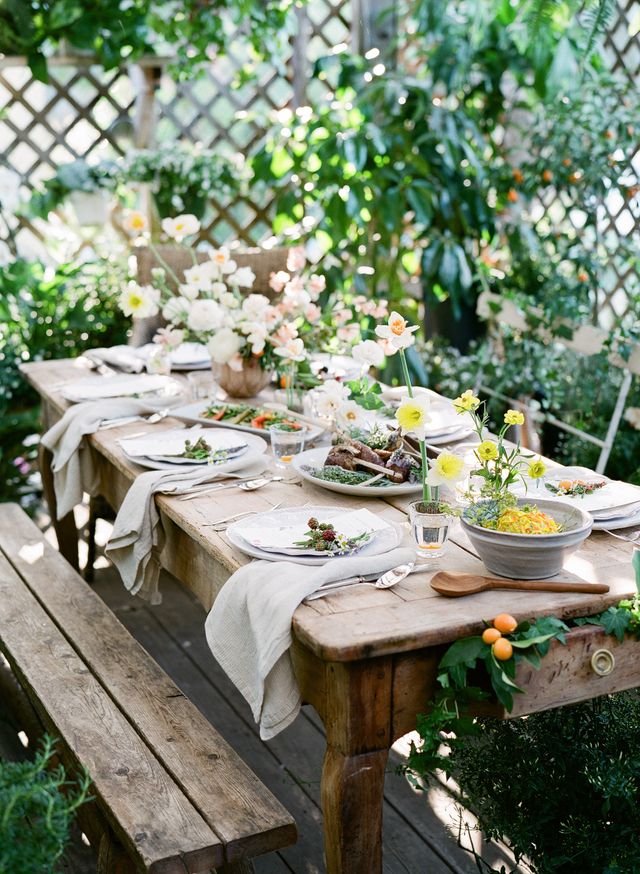 Featured photo from White and Green Intimate Luncheon