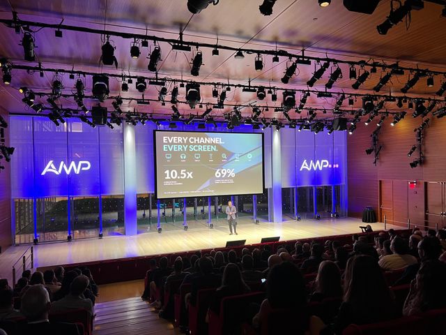 Featured photo from Celebrate This Large-Scale Corporate Gathering at a Contemporary Manhattan Event Space Featuring Theater-Style Seating