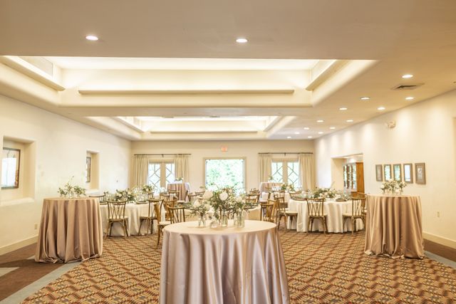 Featured photo from Ozanne Room