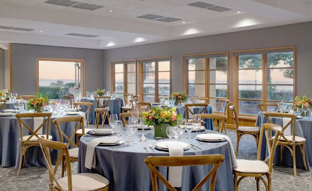Featured photo from Victoria Room