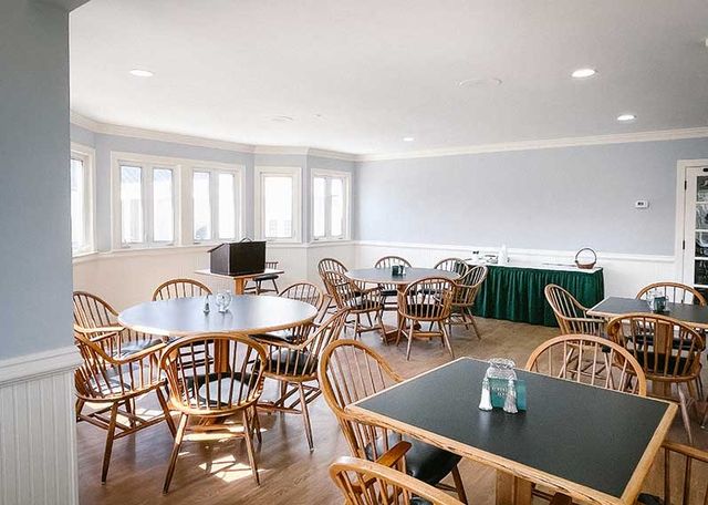 Featured photo from The Kiawah Room