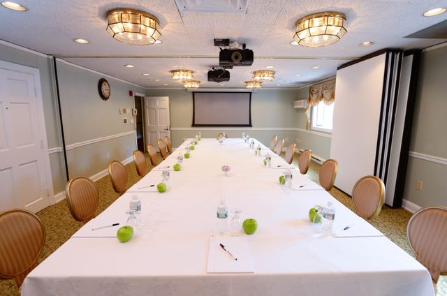 Featured photo from University & Colonial Room