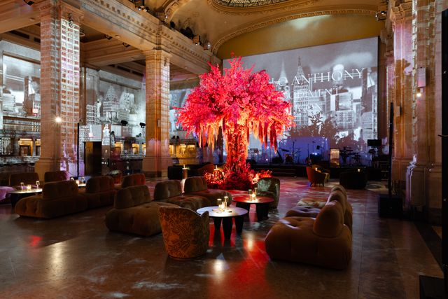 Featured photo from Carmelo Anthony Icon Award