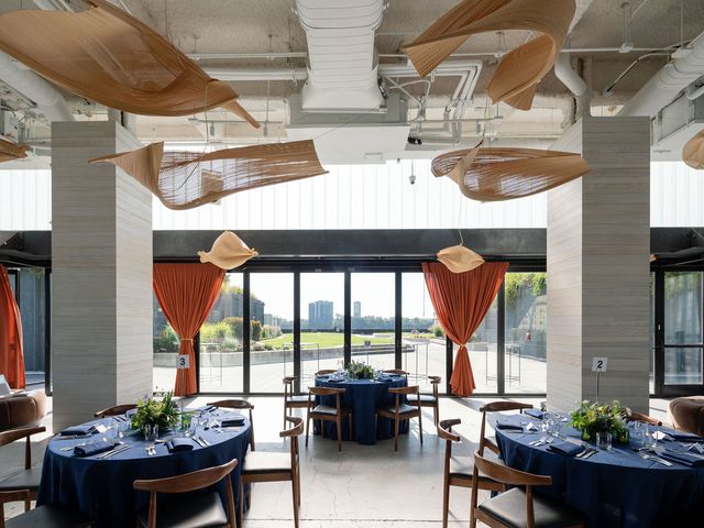 Featured photo from Step Into This New York Dinner Party with Architectural Interiors and Elevated Waterfront Ambiance