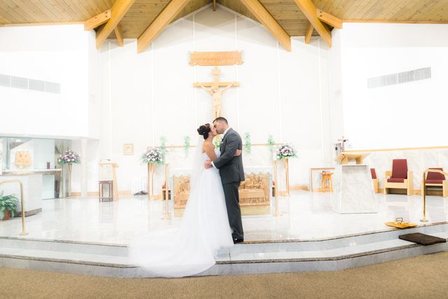 Featured photo from Elegant & Modern Country Plantation Club Wedding