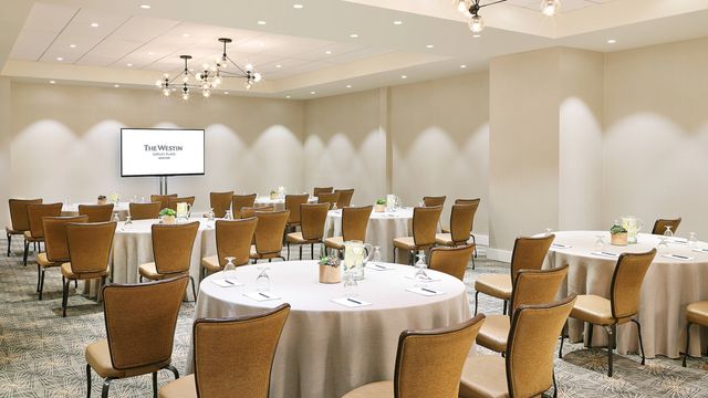 Featured photo from Independence Room