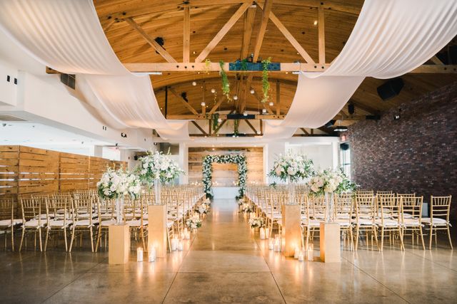 Featured photo from Modern Charming Wedding at The Colony House in Anaheim, California