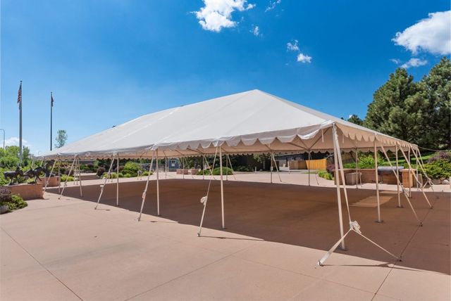 Featured photo from Seasonal Tent