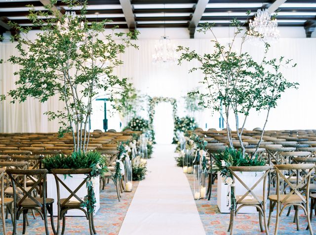 Featured photo from Romantic Green & White Courtyard Wedding