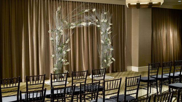 Featured photo from Charleston Room