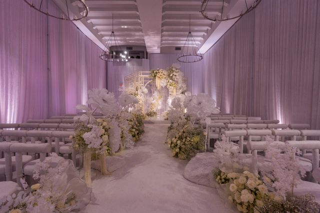 Featured photo from Witness This Dreamy Wedding at The Maybourne Beverly Hills with White Florals and Mauve Details