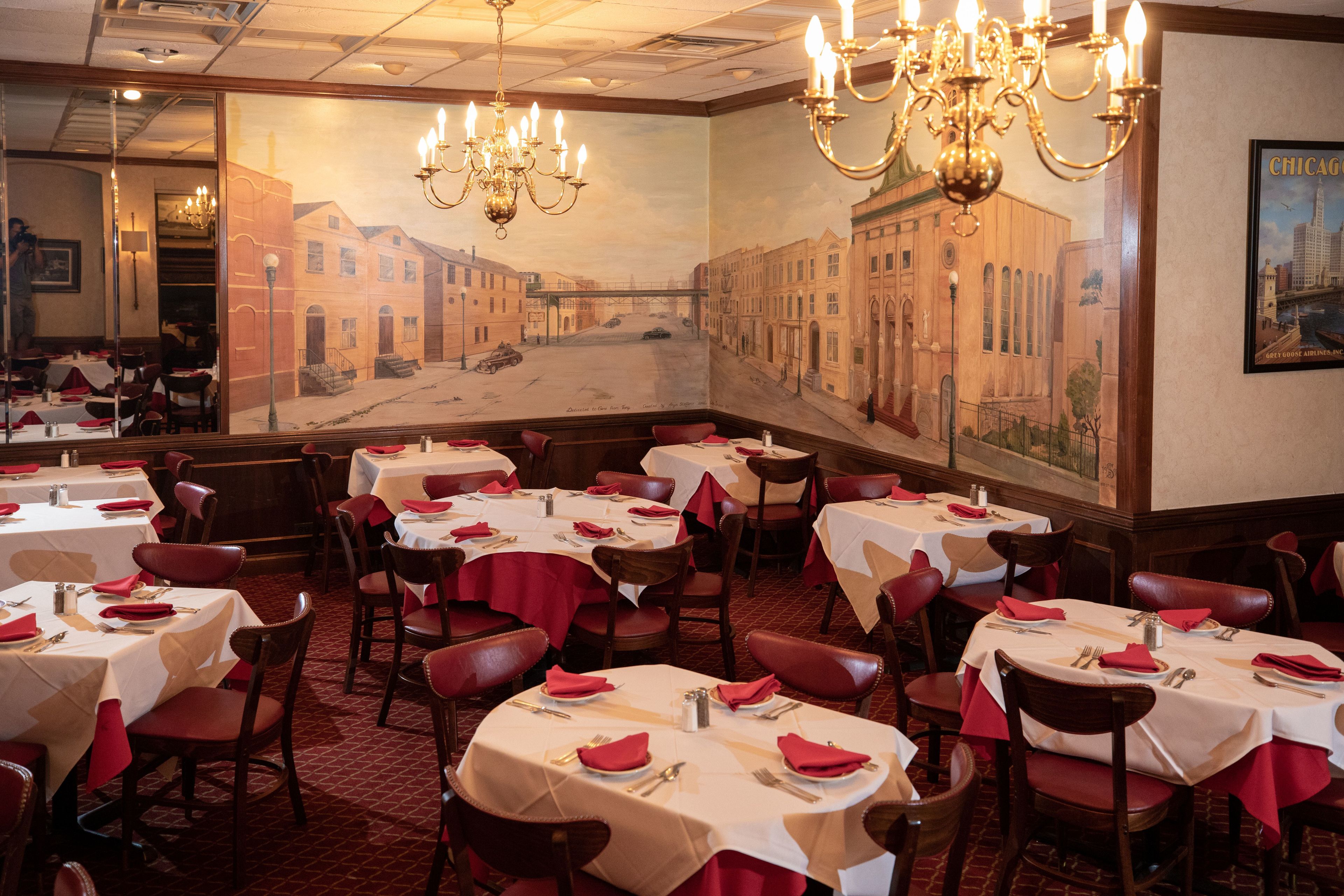 Chicago Room + Library, an event space at Gene and Georgetti Chicago