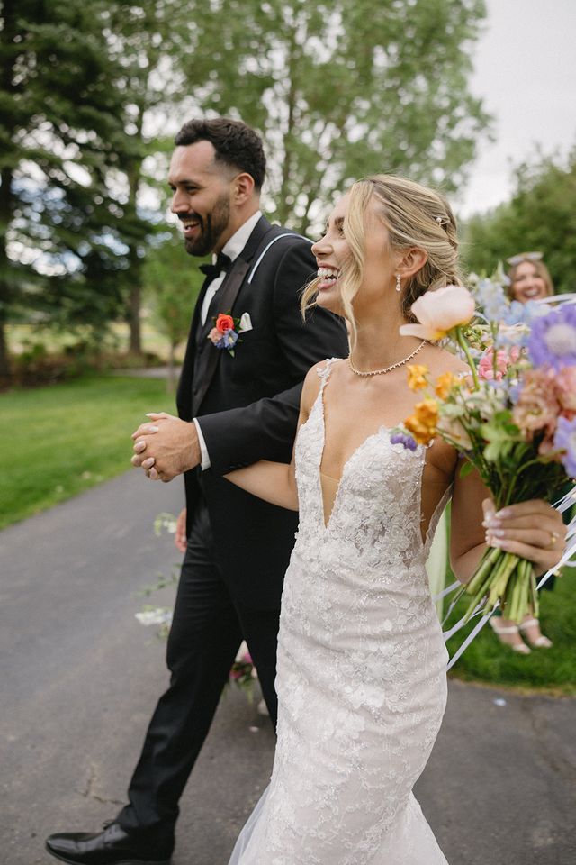 Featured photo from A Bright and Elegant Brunch Wedding at EagleVail Pavilion