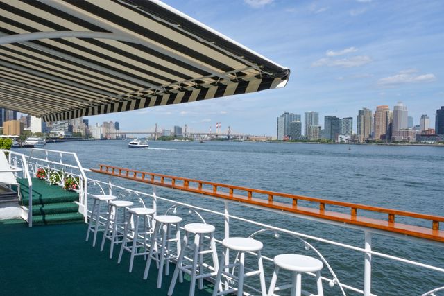 Featured photo from The Crow's Nest