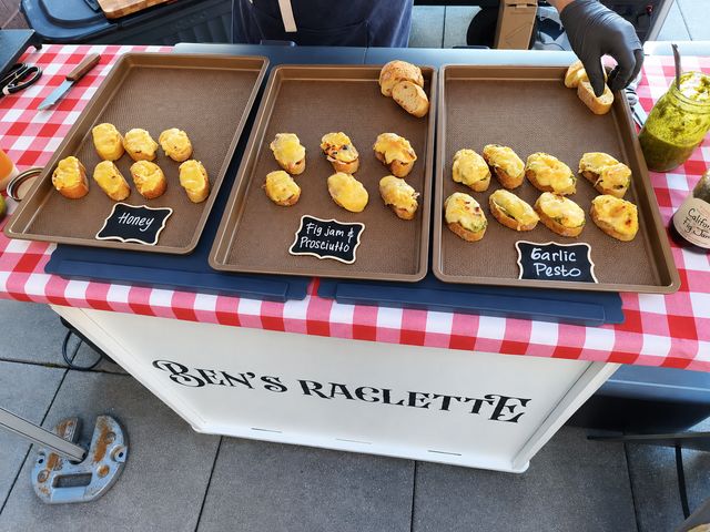 Featured photo from Rooftop Raclette Party