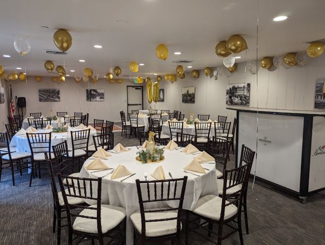 Featured photo from Arroyo Room