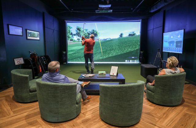 Featured photo from E9 Design Golf Simulator
