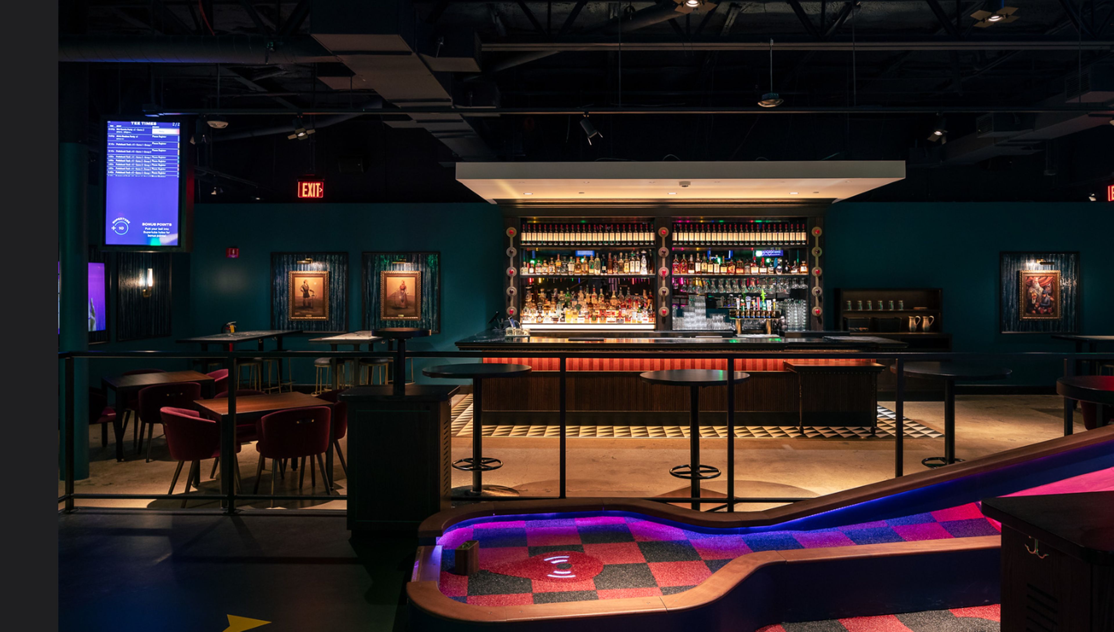 Emerald Loft + Course, an event space at Puttshack Addison