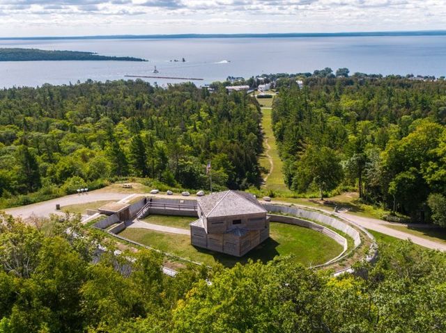 Featured photo from Fort Holmes