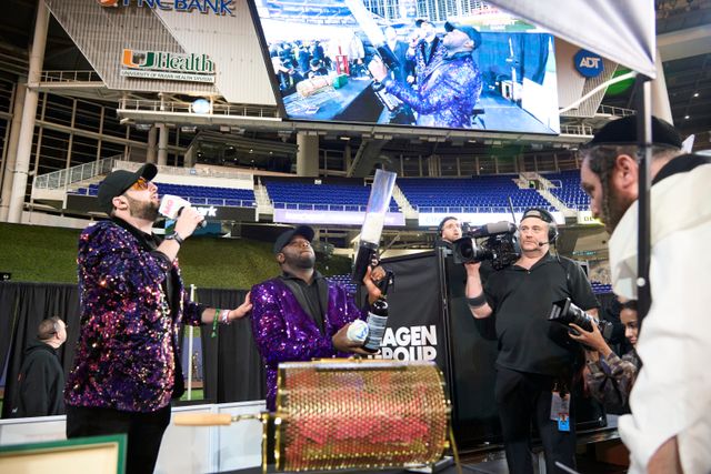 Featured photo from See This Game-Day Corporate Event With Spotlighted Stage Moments and Big-Screen Hype at LoanDepot Park