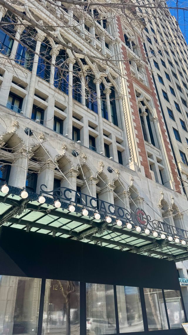 Featured photo from Fall Chicago Athletic Association Wedding