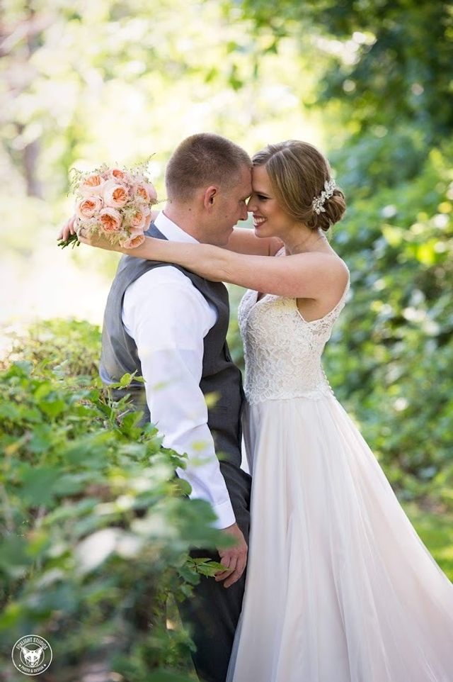 Featured photo from Dreamy Garden Wedding