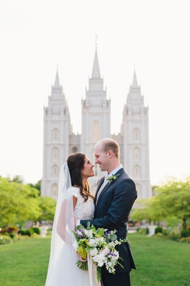 Featured photo from Hometown Elegance