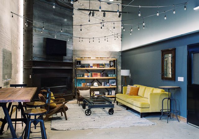 Featured photo from Green Room 1