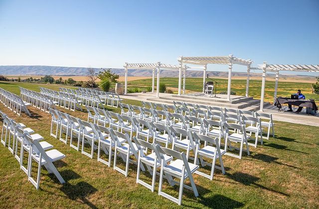 Featured photo from North Lawn and Pergola