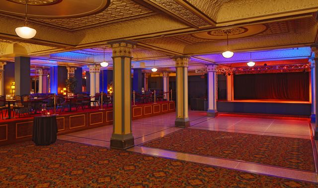 Featured photo from Deluxe