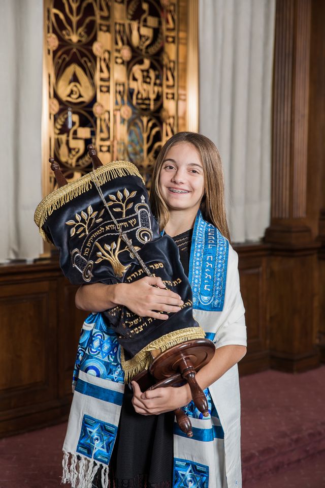 Featured photo from Zoe's Animal Planet