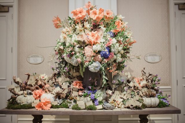 Featured photo from Gorgeous Autumn Wedding