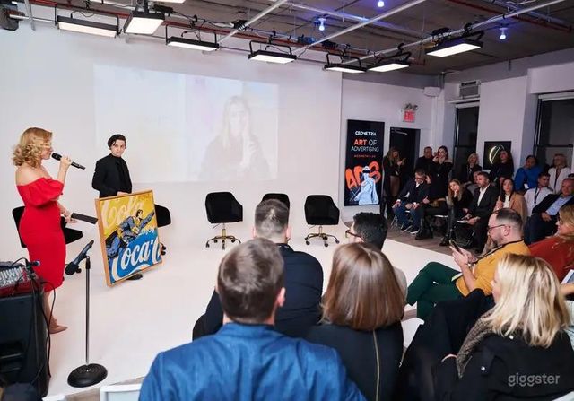 Featured photo from G-Gallery