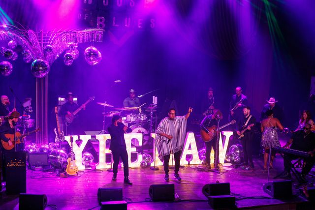 Featured photo from PartySlate Summit: Disco Dust & Diamonds